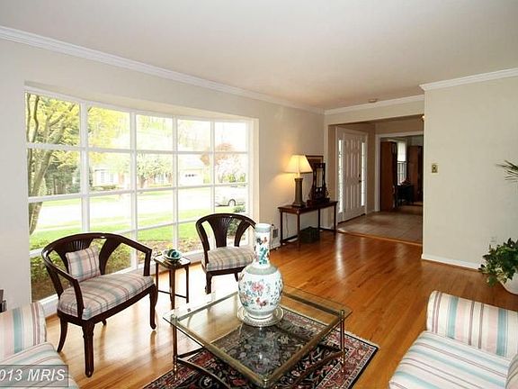 3rd image of 4132 Lenox Dr
