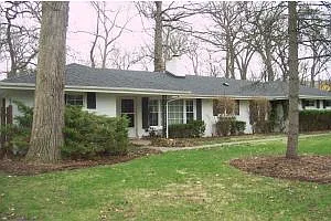 2860 Deerfield Rd photo 1