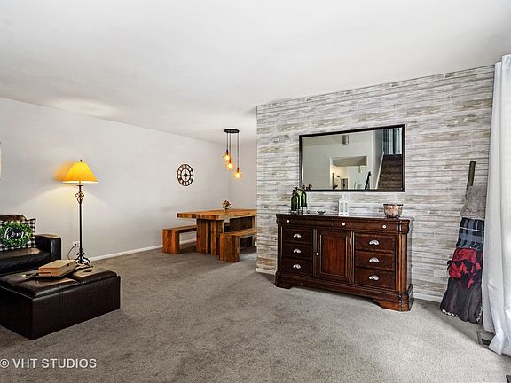 4th image of 2421 Manchester Ct APT C