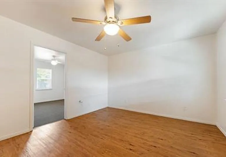 720 Pritchett Ln #8 — Photo 1