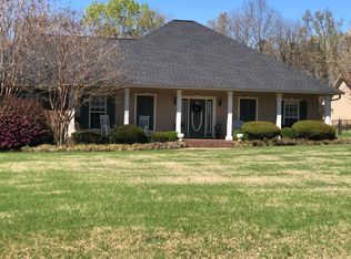 35 Burch Timbers Rd, Fulton, MS 38843