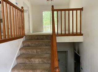 2017 Sandlake Dr SW, Atlanta, GA 30331