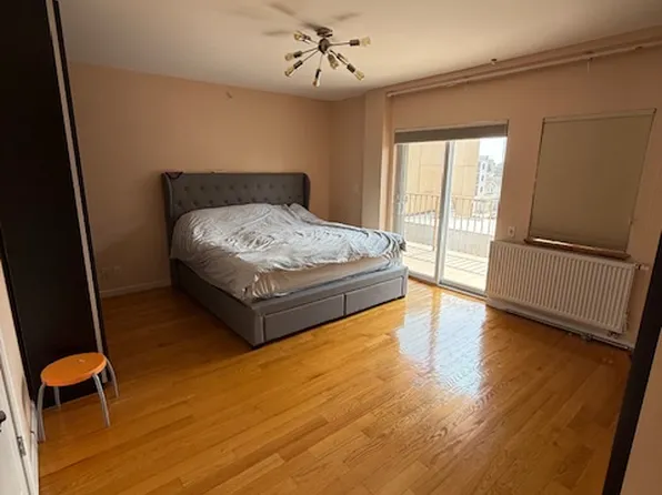 2964 Brighton Sixth Street image 7 of 29