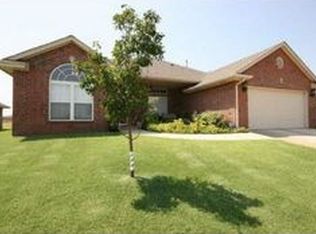 11308 NW 105th St, Yukon, OK 73099