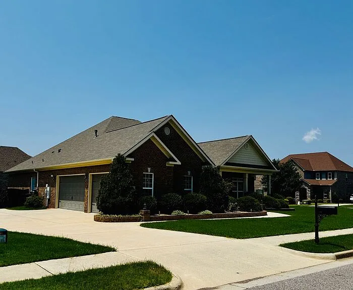 100 Middy Ln — Photo 2