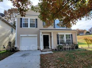 1903 Harrison Park Dr, Waxhaw, NC 28173