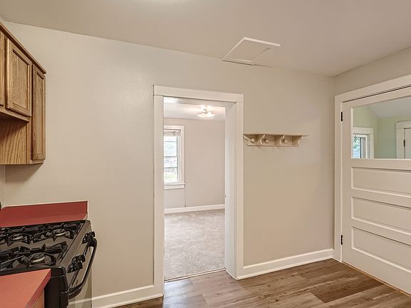5th image of 2451 W 34th Ave Unit 2