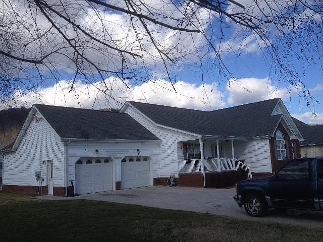 2nd image of 8601 Pebblestone Dr