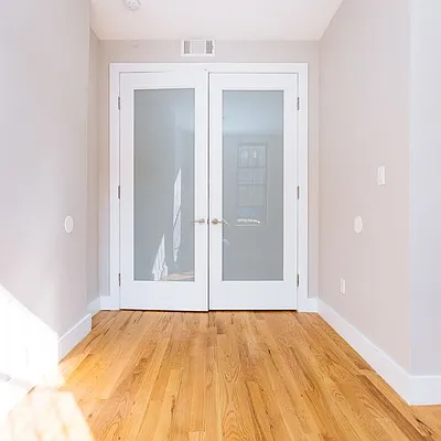 Rented by Nooklyn NYC LLC | media 23