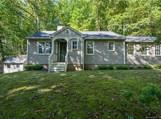 8 Riggs St, Oxford, CT 06478