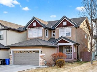 575 W Everbrook Way SW, Calgary, AB T2Y 0J2