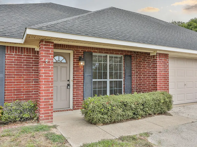 12466 County Road 499 — Photo 4