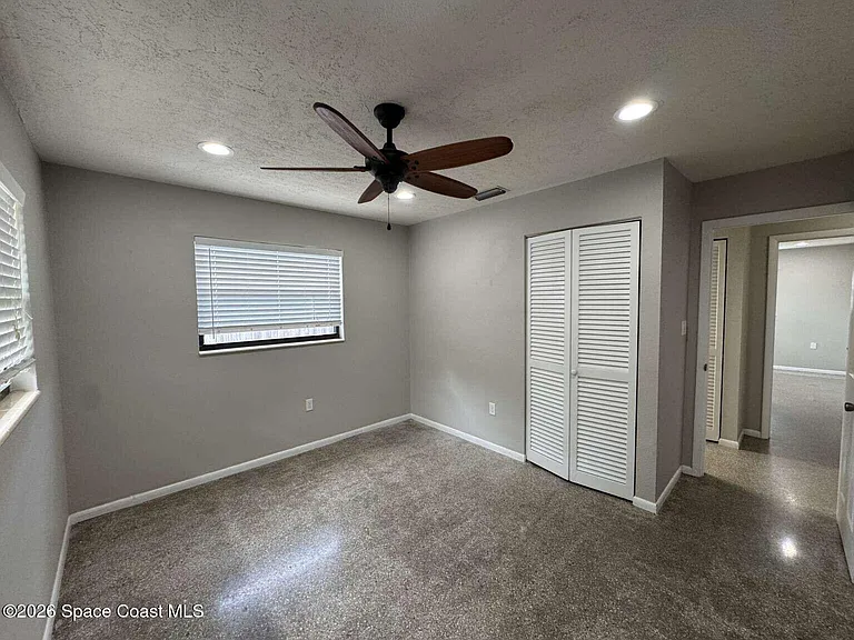 715 Clarke Ave — Photo 15