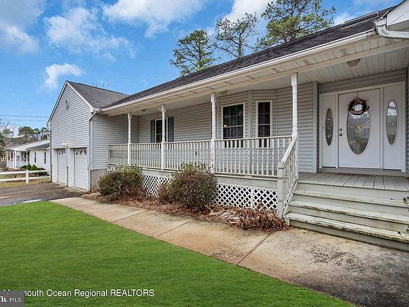 5th image of 1108 Englemere Blvd
