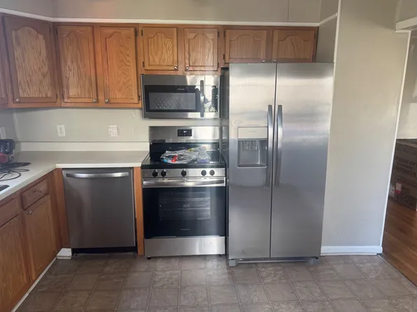 3208 Kenilworth Ln, Knoxville, TN 37917