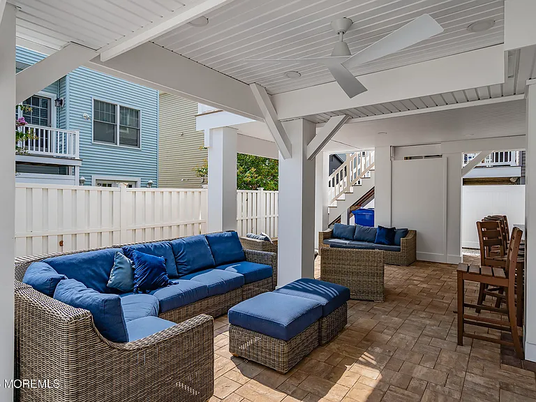53 Fort Ave — Photo 26