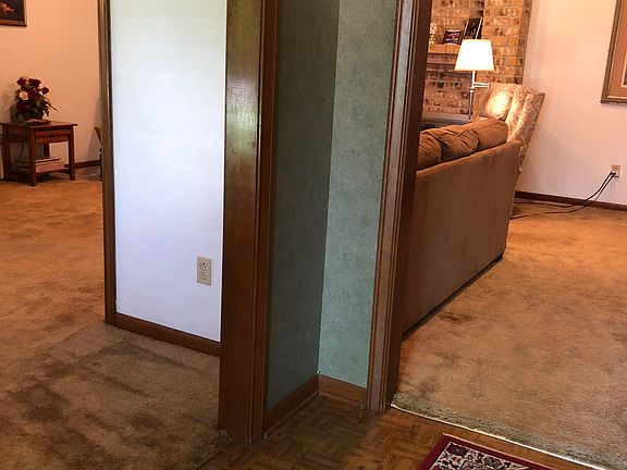 2nd image of 1168 Briarmeadow Dr