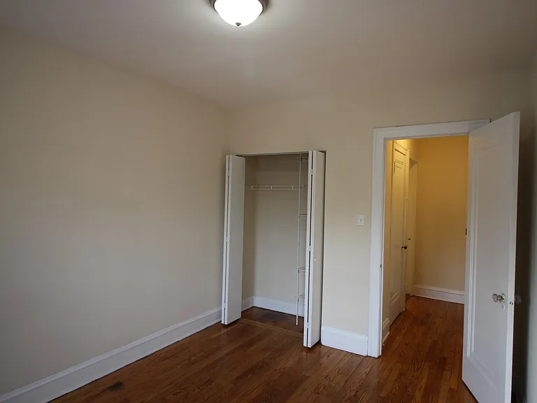2316 W Granville Ave #1 — Photo 3