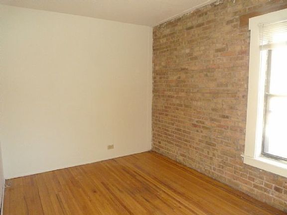 5th image of 3429 1/2 N Elaine Pl APT 3E
