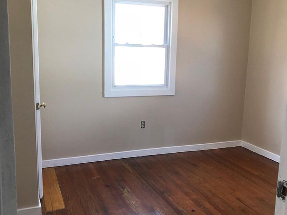 3rd image of 203 West St #2