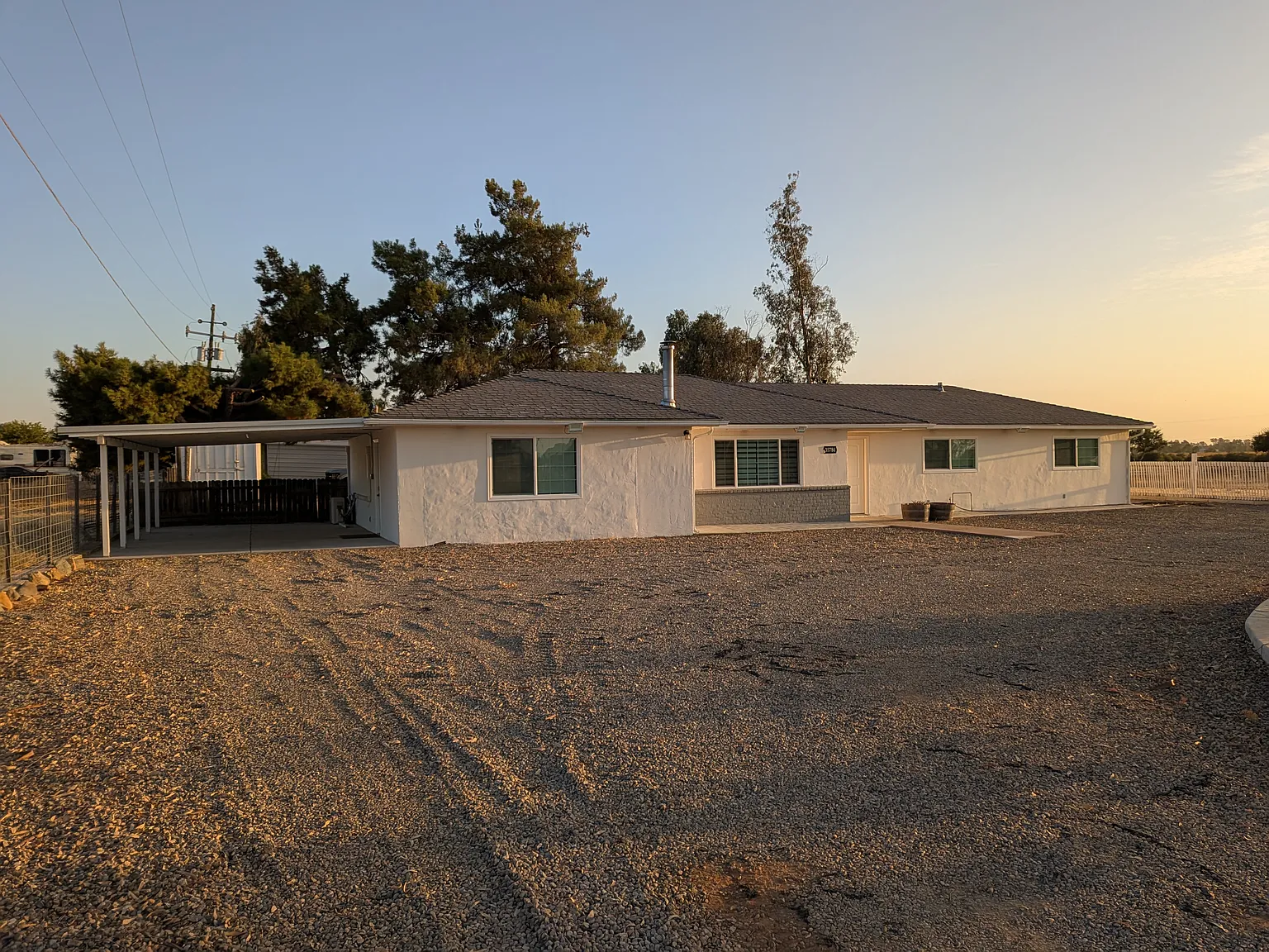 3 bed, 1973 sqft, $2,800 — Photo 2