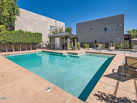 3rd image of 2315 E Pinchot Avenue #129