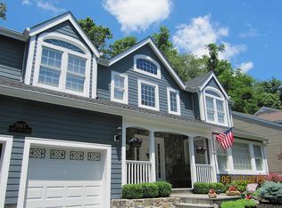 3067 High Ridge Rd, Yorktown Heights, NY 10598