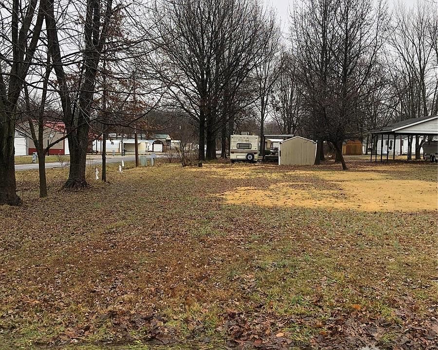 1st image of 19622 Lou Ln