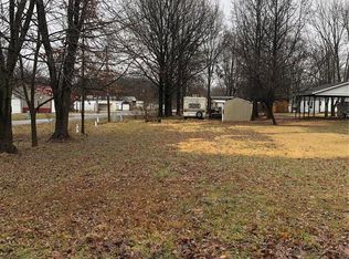 19622 Lou Ln, Carlyle, IL 62231