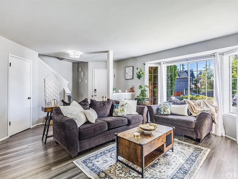 2125 Bridgeport Way W #2125 — Photo 4