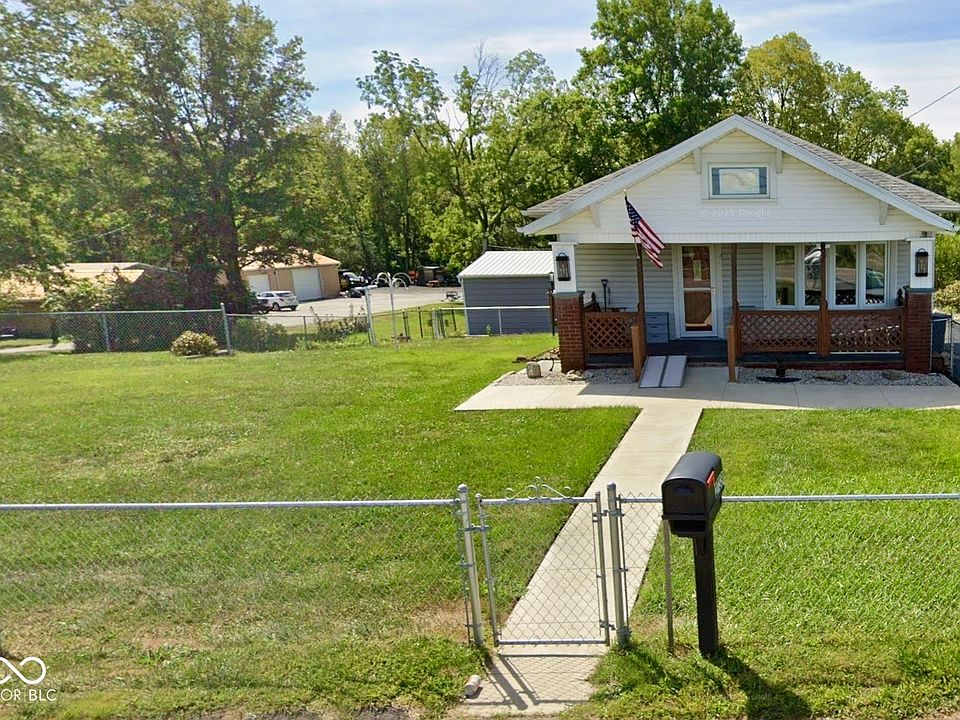1st image of 2733 New Paris Pike