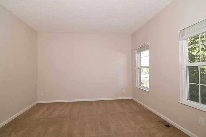 14240 Langham Dr — Photo 2