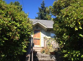5207 38th Ave NE, Seattle, WA 98105