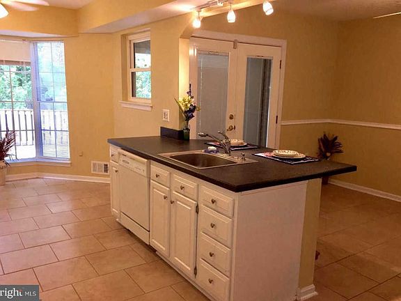 2nd image of 4909 Backwater Ct