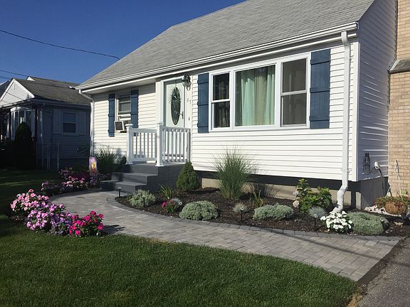 3rd image of 47 Sidney St