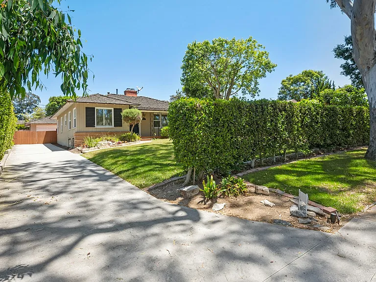 3409 Palos Verdes Dr N — Photo 10