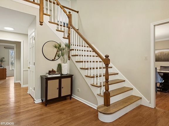 3rd image of 309 Whitmore Ln