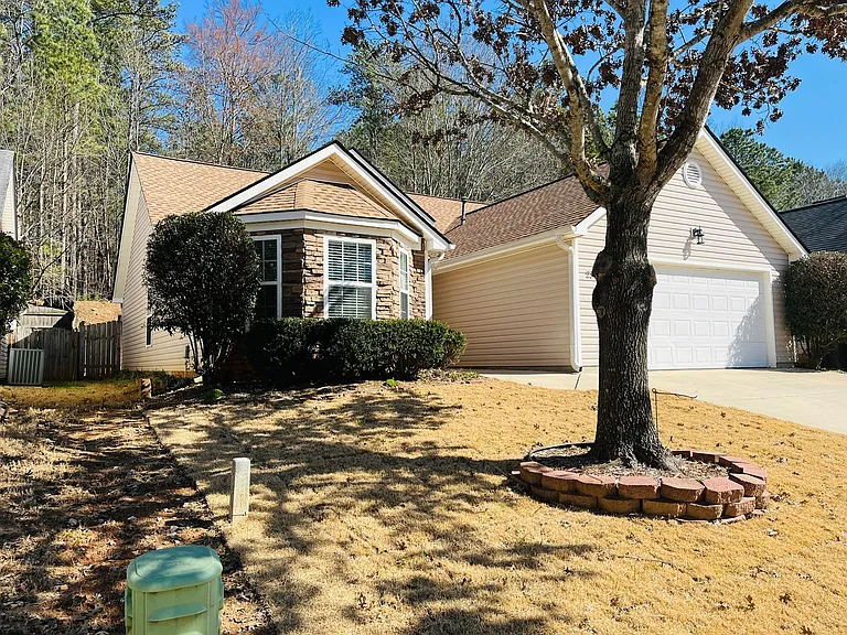 23 Belltree Cir — Photo 2