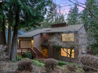 3707 SW Cullen Blvd, Portland, OR 97221