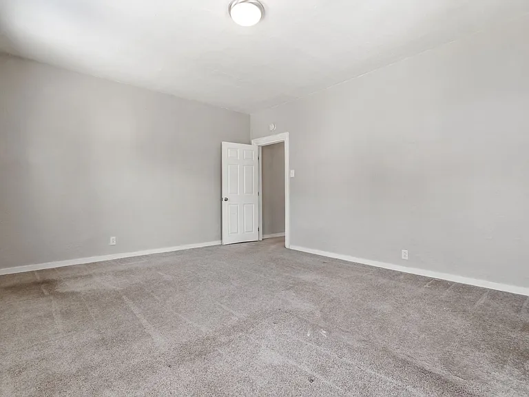 571 Washington Avenue — Photo 12