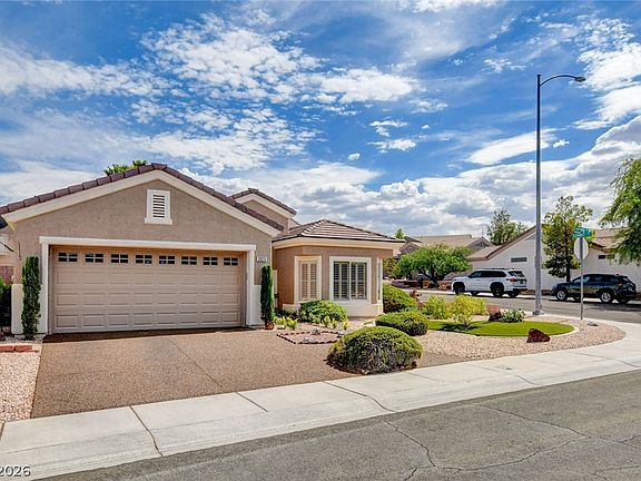 2nd image of 2025 Poppywood Ave