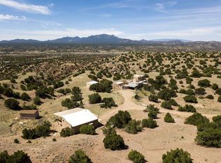 68 Wolf Rd, Cerrillos, NM 87010