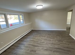 31 Joyce St, Webster, MA 01570