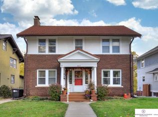 303 S 51st St, Omaha, NE 68132