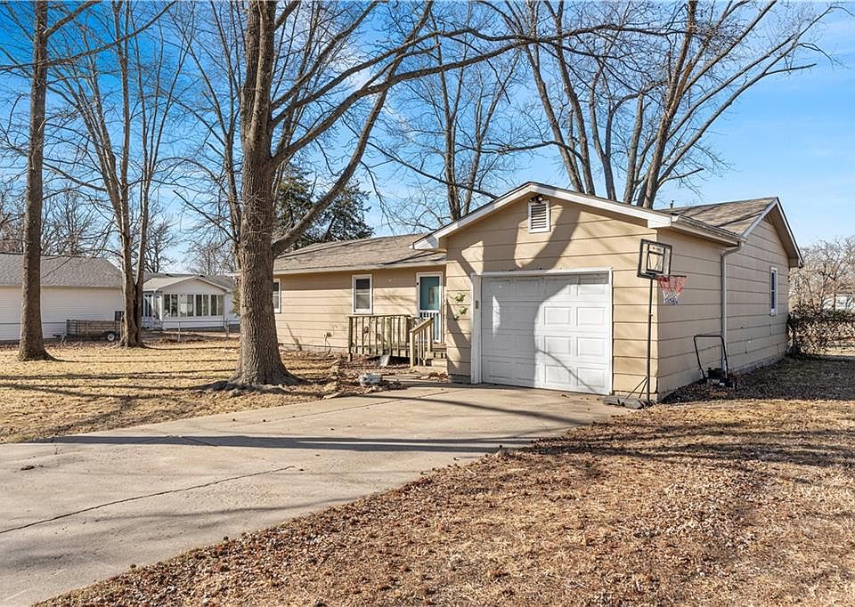 1st image of 18958 S 1491st Rd