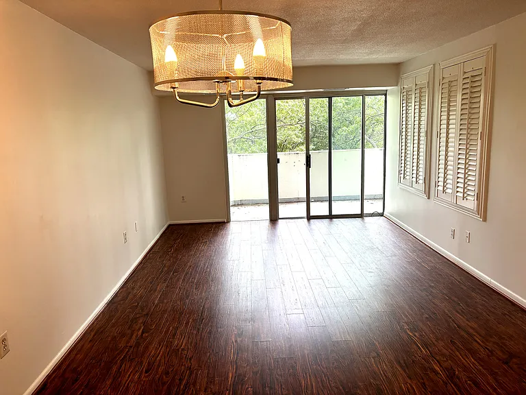 700 7th St SW #607 — Photo 8