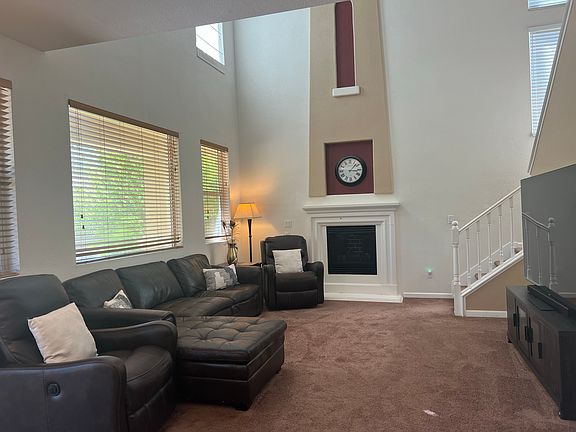 5th image of 515 Borders Ct