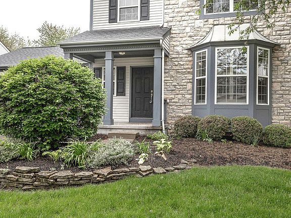 2nd image of 7990 Lazelle Woods Dr