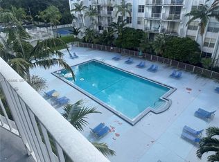 486 NW 165th Street Rd APT B506, Miami, FL 33169