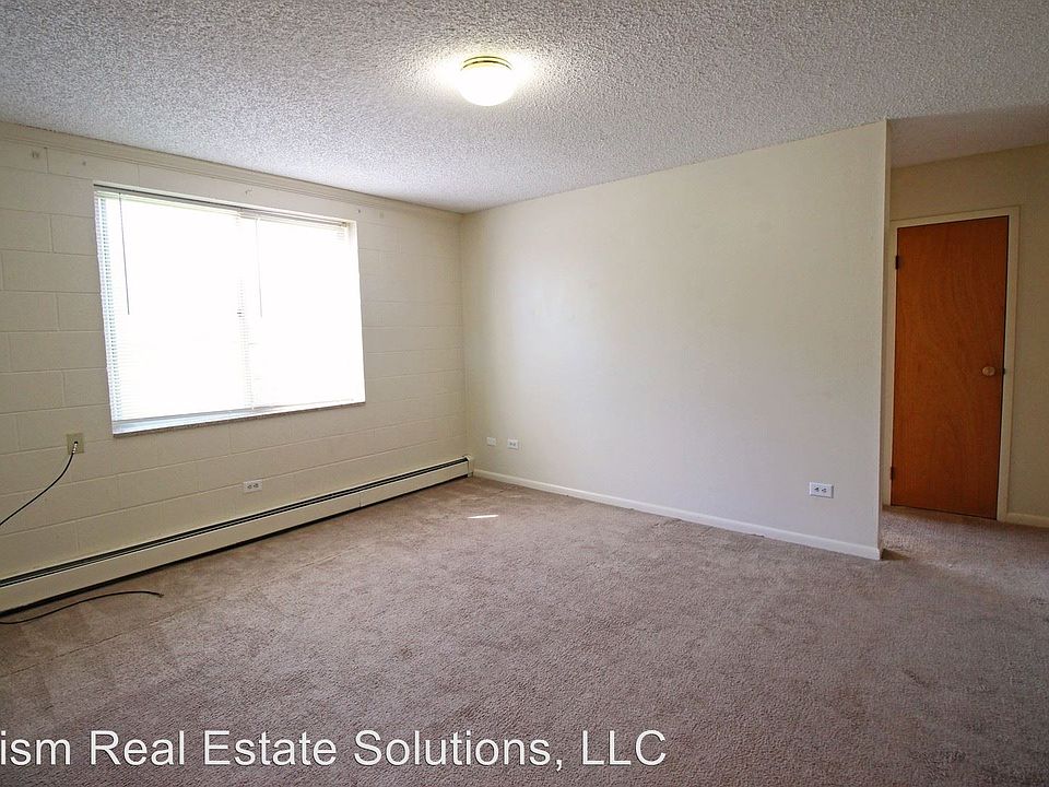 1st image of 405 S 26th St APT 3